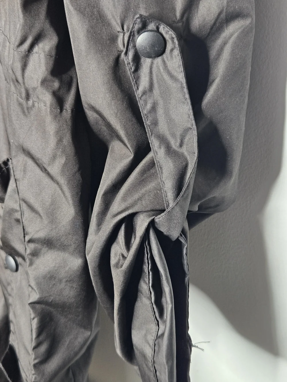 Solid Black Lightweight Hooded Rain Anorak Utility Jacket Zip Close-Size L